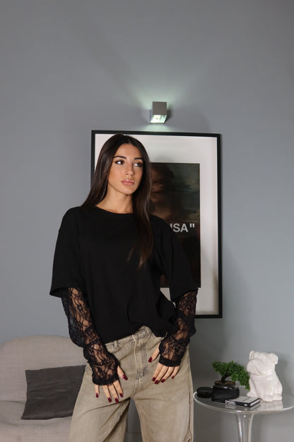 Maglia over con manica in pizzo (marrone / nero / bianco / bordeaux)