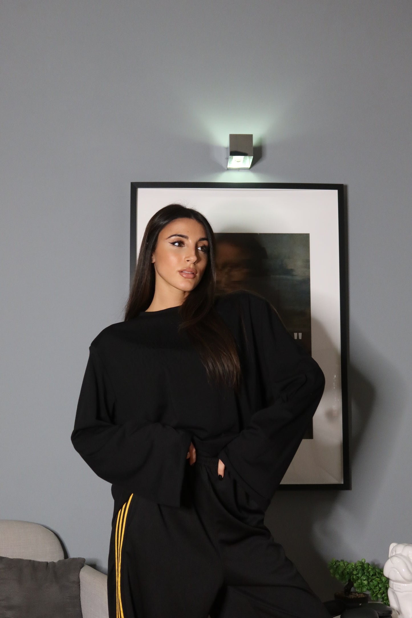 T-shirt con spalline (marrone / nera / bordeaux)