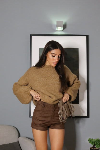 Short in Camoscio Marrone